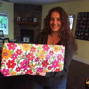 Meet your Posher, Lorie